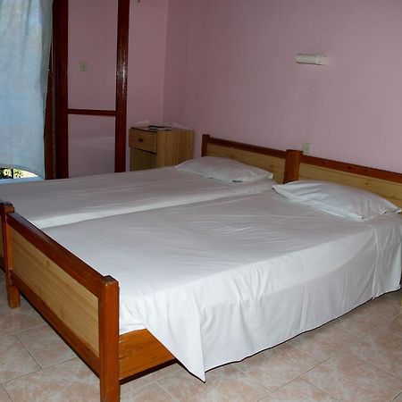 Adriana Studios Perivolion Luaran gambar