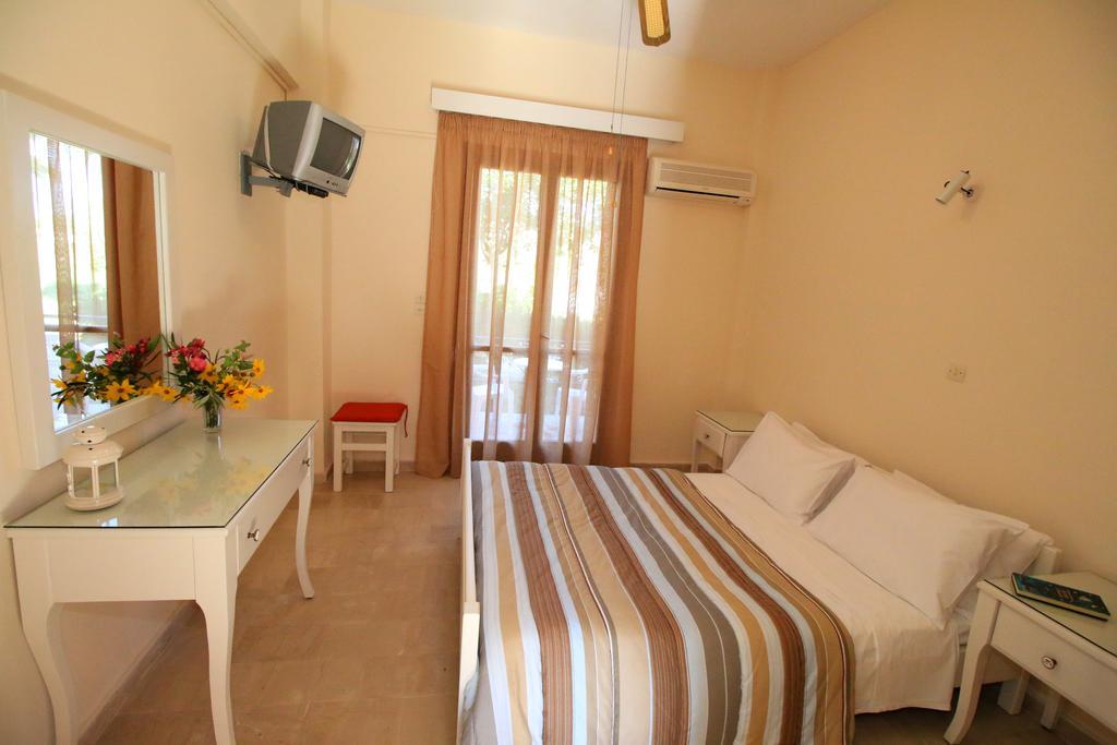 Adriana Studios Perivolion Luaran gambar